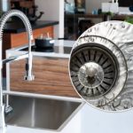 Ένας υδραυλικός αποκάλυψε ένα κορυφαίο μυστικό: ένα απλό τέχνασμα καθαρίζει