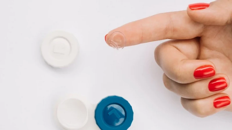 φακοί επαφής