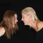 Γιατί μερικοί γονείς δεν μπορούν να σταματήσουν να βοηθούν τα ενήλικα παιδιά τους: η εξήγηση των ψυχολόγων Γιατί μερικοί γονείς δεν μπορούν να σταματήσουν να βοηθούν τα